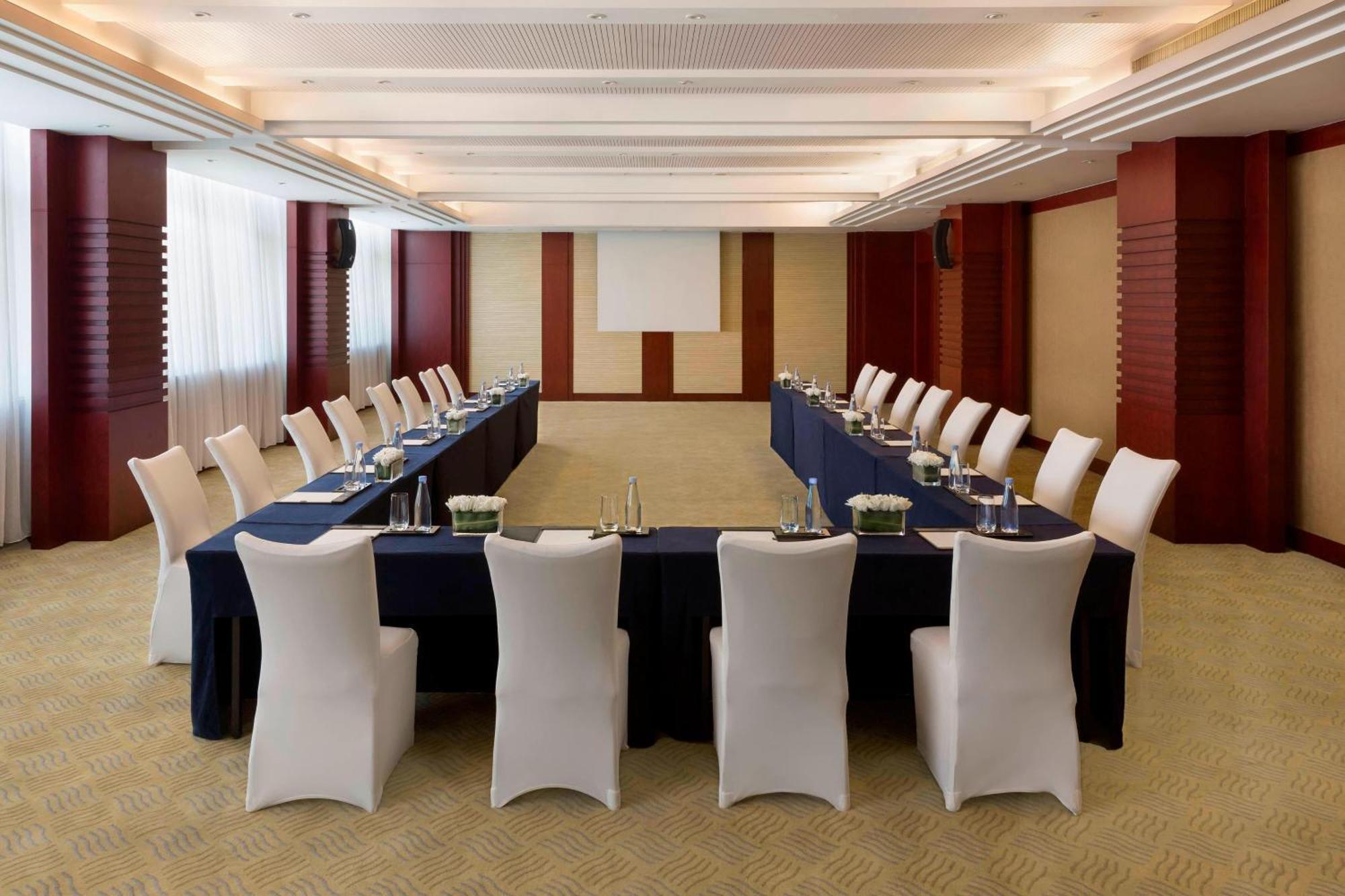 Courtyard By Marriott Shanghai Fengxian Exterior photo